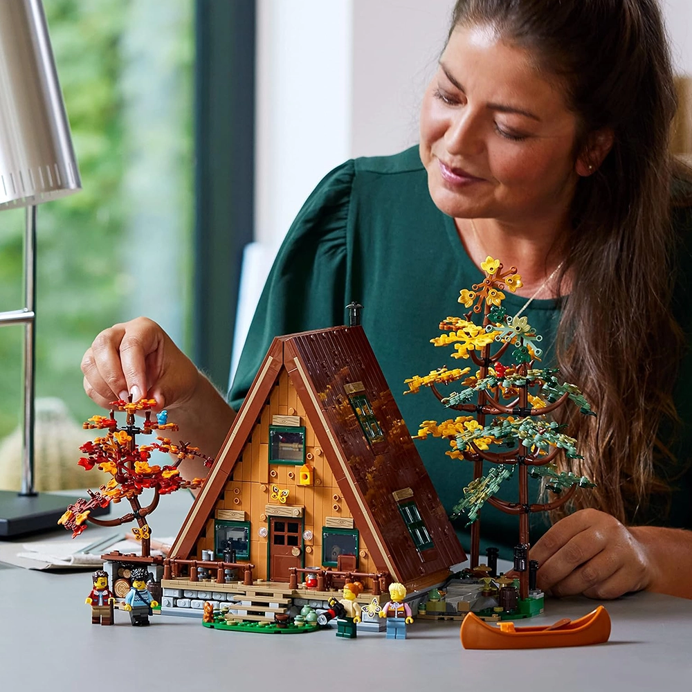 LEGO Ideas A-Frame Cabin 21338 Collectible Display Set, Buildable Model Kit for Adults - Image 7
